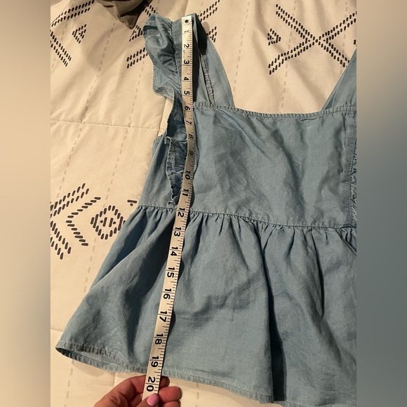 NWT Wallflower chambray peplum top with flutter‎ sleeves size M - Picture 4 of 6